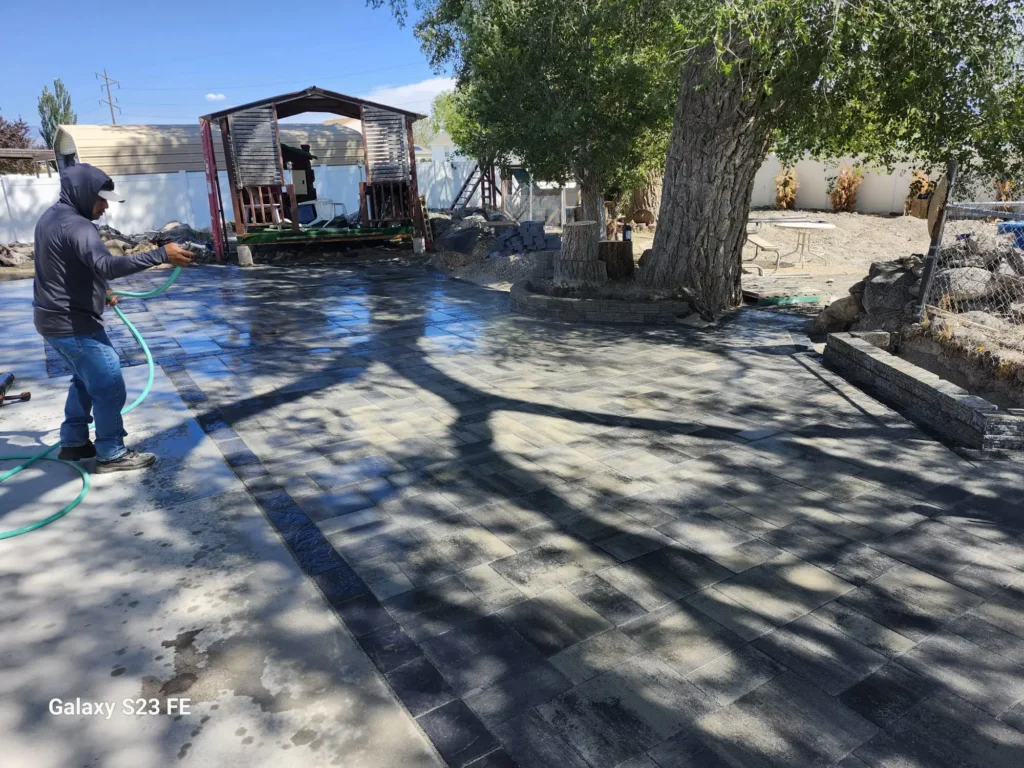 H landingscaping utah 24